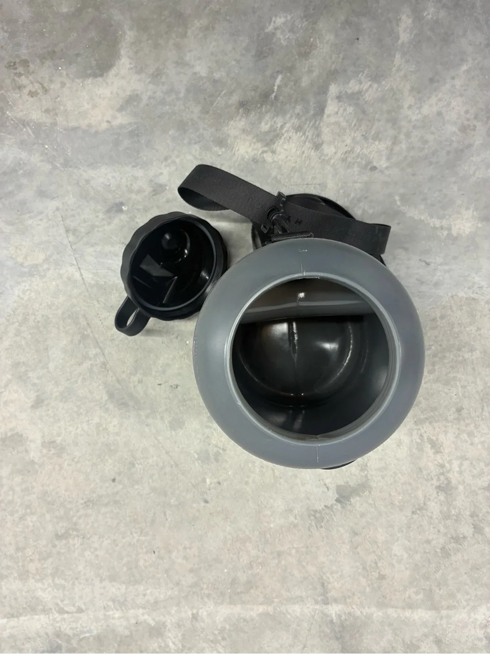 HydroJug Insulated Neoprene Sleeve in Black w/ Water Bottle